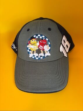 Kyle Bush 2011 Chase M/M Racing #18 Fitted Baseball Cap